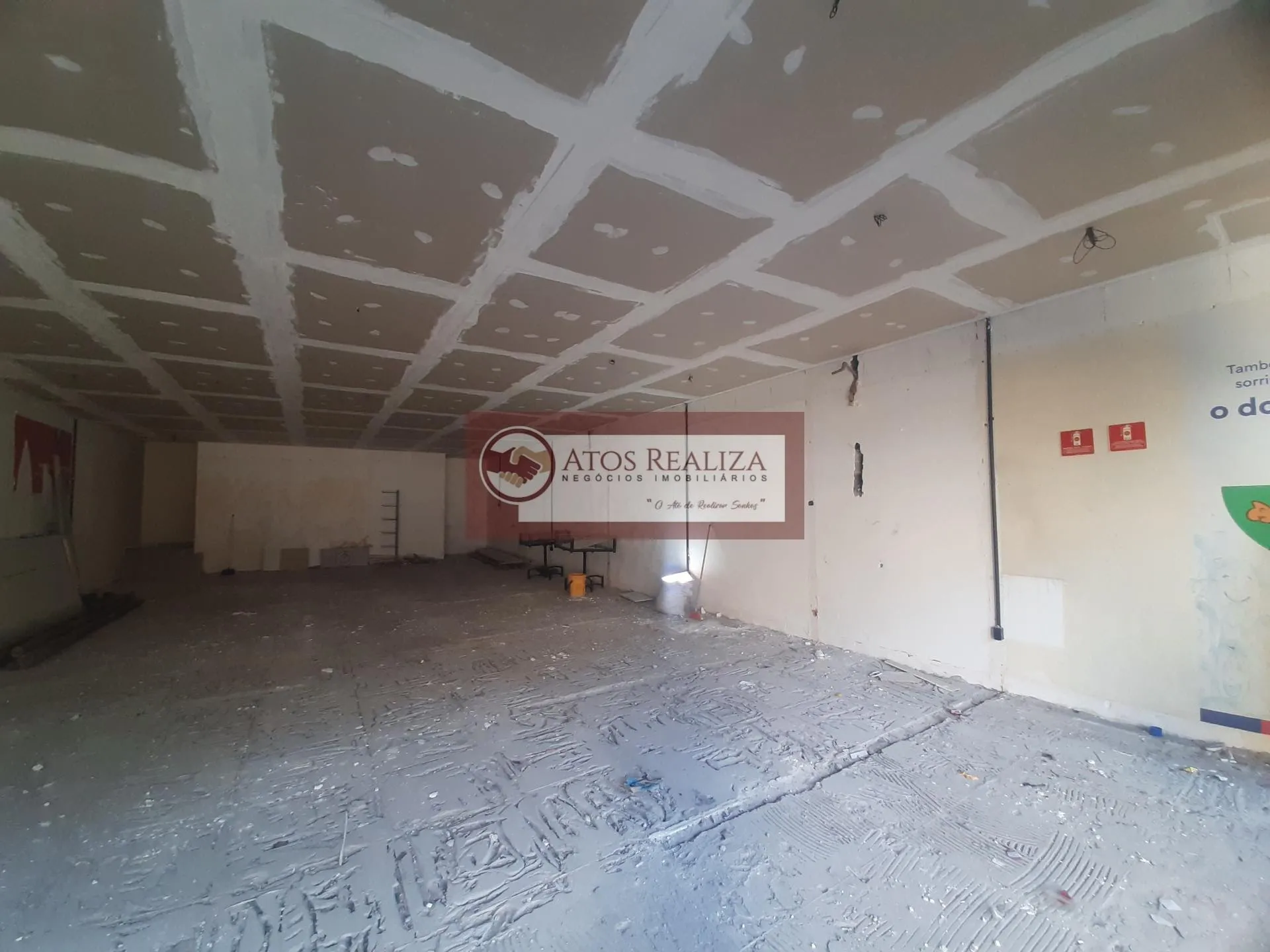 Imagem ALUGO SALÃO COMERCIAL DE 260m² NO BALNEÁRIO SÃO FRANCISCO. ESSA É A OPORTUNIDADE PARA VOCÊ MONTAR SUA EMPRESA.