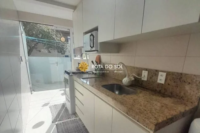 Imagem Residencial Daniela Apartamento 3 quartos quadra mar Praia Centro Bombinhas SC