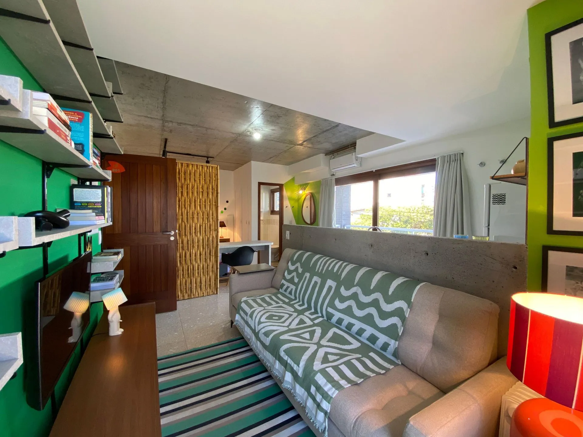 Imagem Studio à venda em Torres, Centro, com 1 quarto, 41.25m2