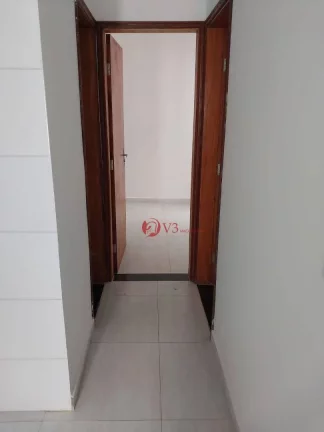 Imagem Apartamentos a venda a 700 metros do metro Patriarca, com 2 dormitorios, sala, cozinha e lavanderia.