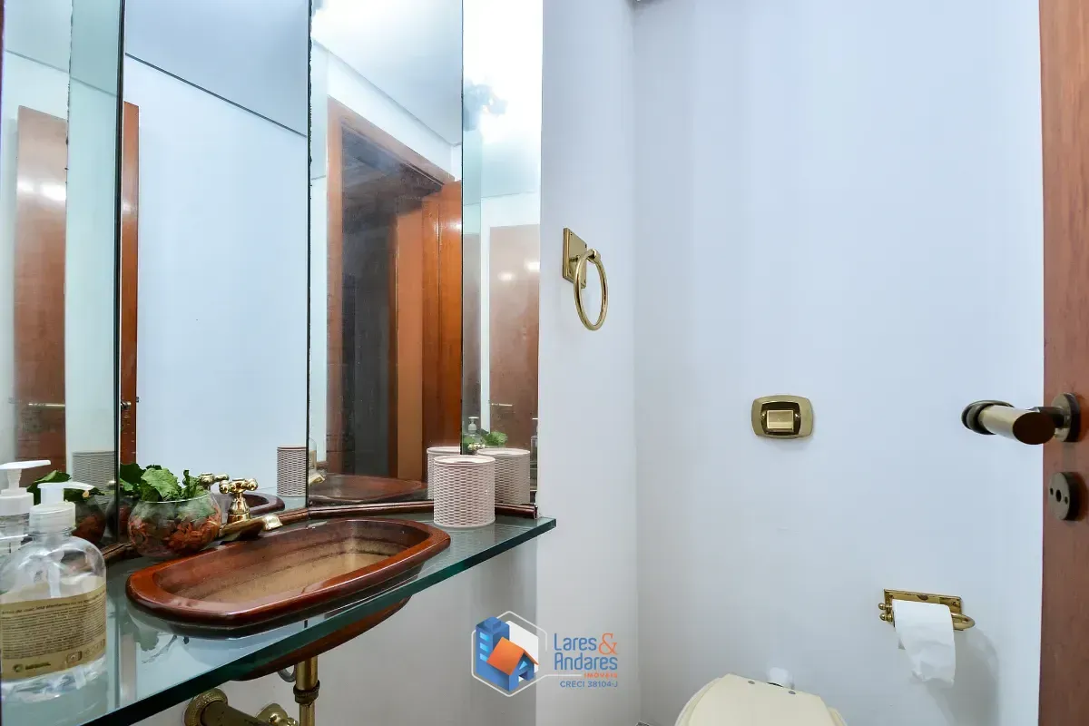 Imagem Apartamento para venda em Moema com 4 quartos, sendo 3 suítes, 222m²