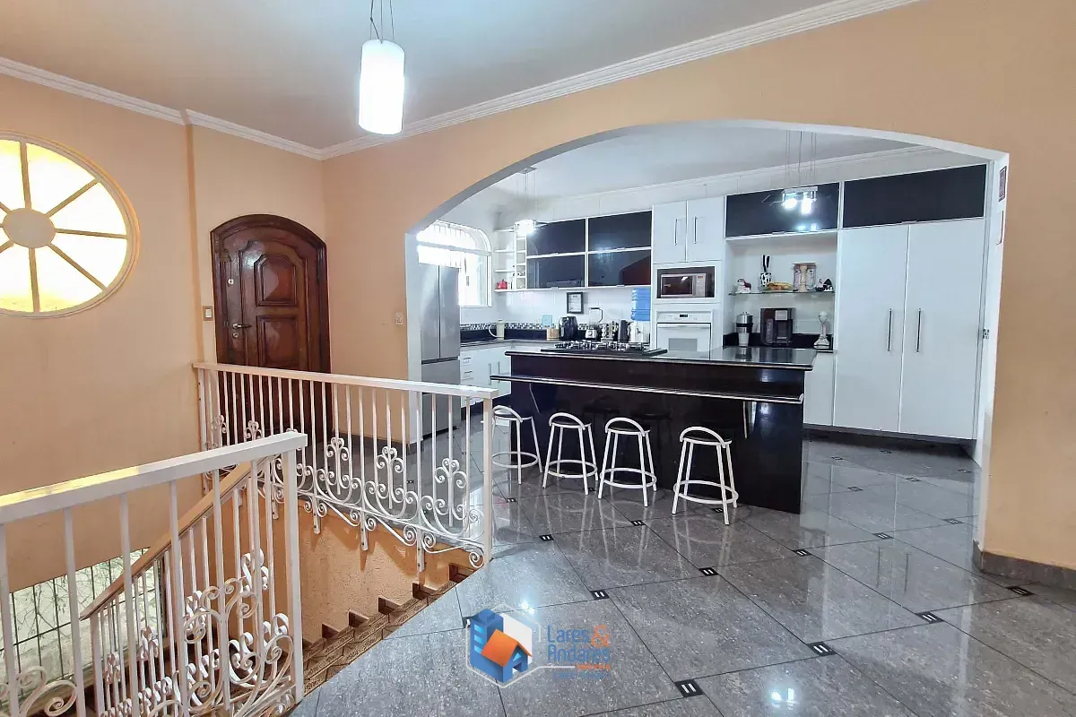 Imagem Casa para venda em Tremembé com 4 quartos, sendo 3 suítes, 554m²