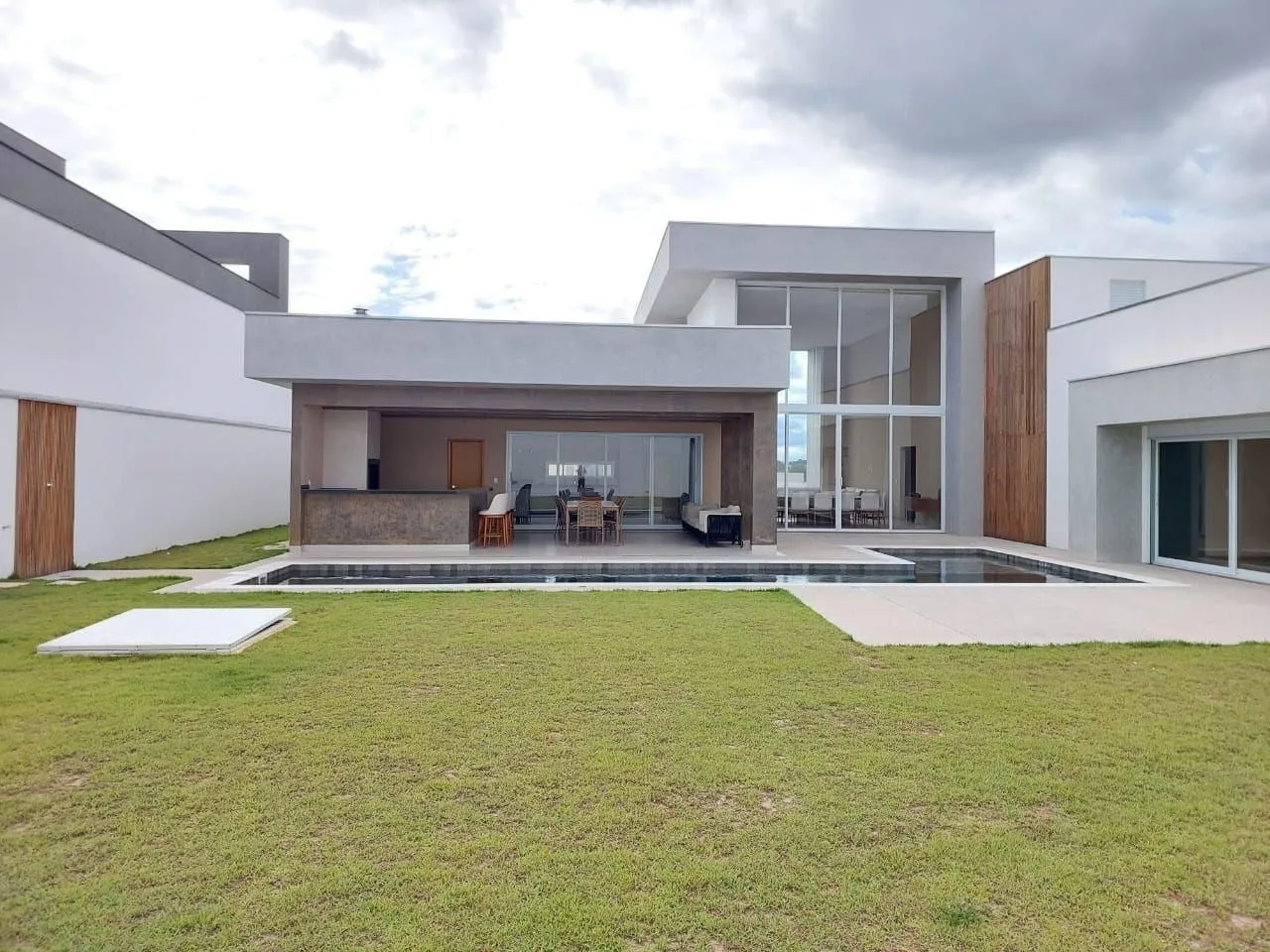 Imagem Residencial Saint Patrick: Conforto e Sofisticação em Cada Canto