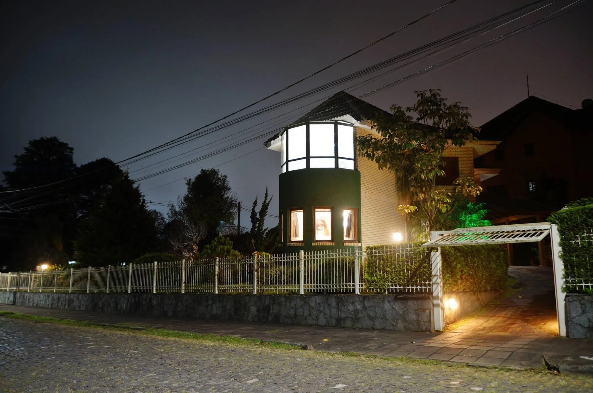 Imagem Casa em Canela, Alto Padrão, Mobiliada 390m2