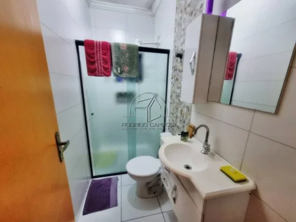 Imagem Sobrado Espaçoso 3 Quartos no Tupiry, Praia Grande - R$300 mil