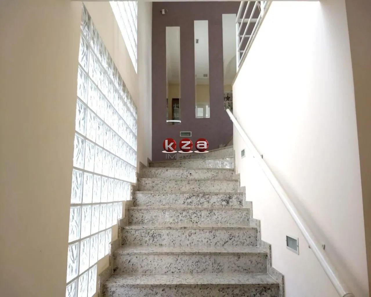 Imagem Imperdível! Casa em condomínio à venda em Valinhos-SP, Condomínio Terras do Paiquerê, 3 quartos, 3 suítes, 3 salas, 2 banheiros, 2 vagas, 570m².
