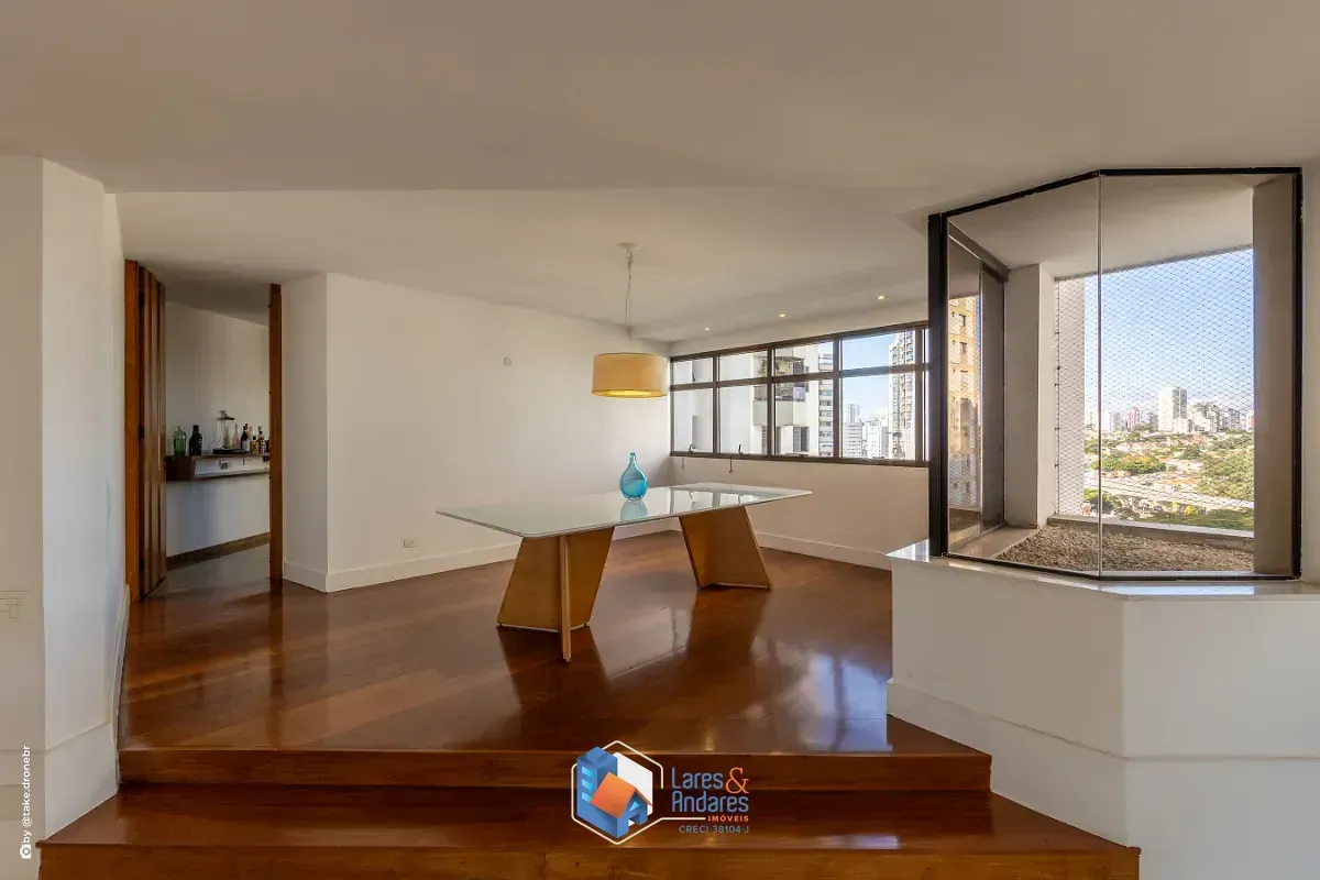 Imagem Apartamento para venda em Campo Belo com 4 quartos, sendo 3 suítes, 303m²