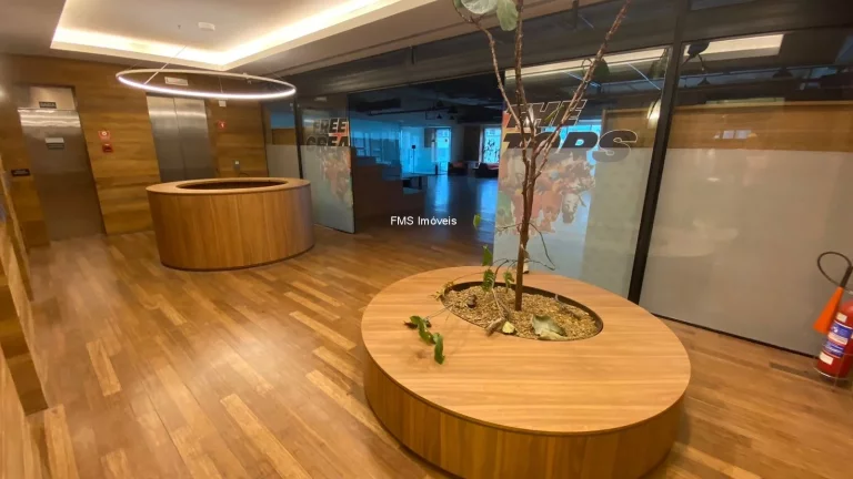 Imagem Conjunto Comercial de 1557 ² em Itaim Bibi