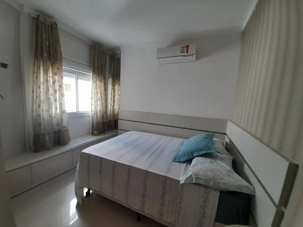 Imagem Apartamento 4 Dormitórios - Bairro Zona Nova