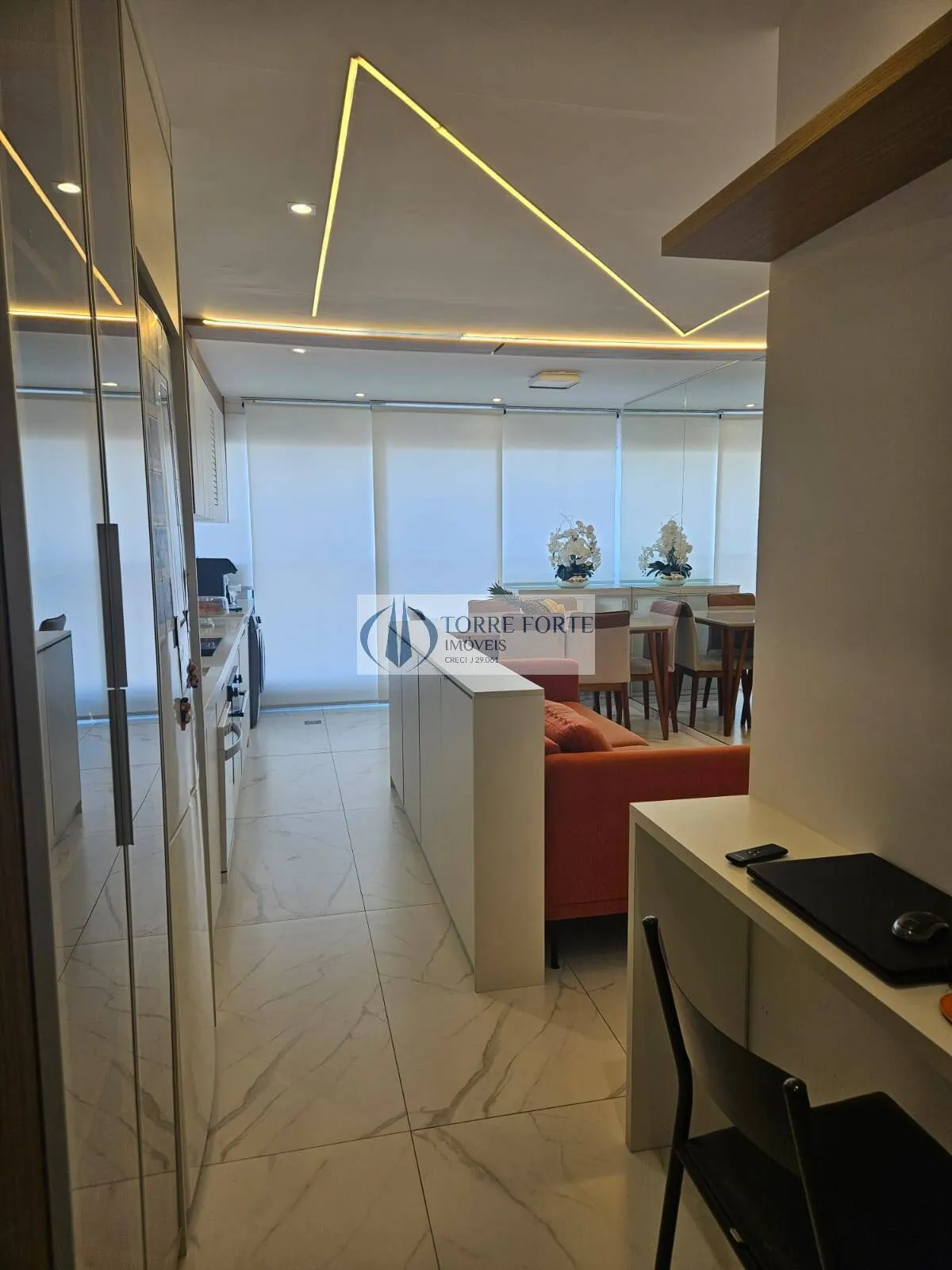Imagem Lindo Apartamento com 2 dormitorios 1 vaga , Varanda na Barra Funda.