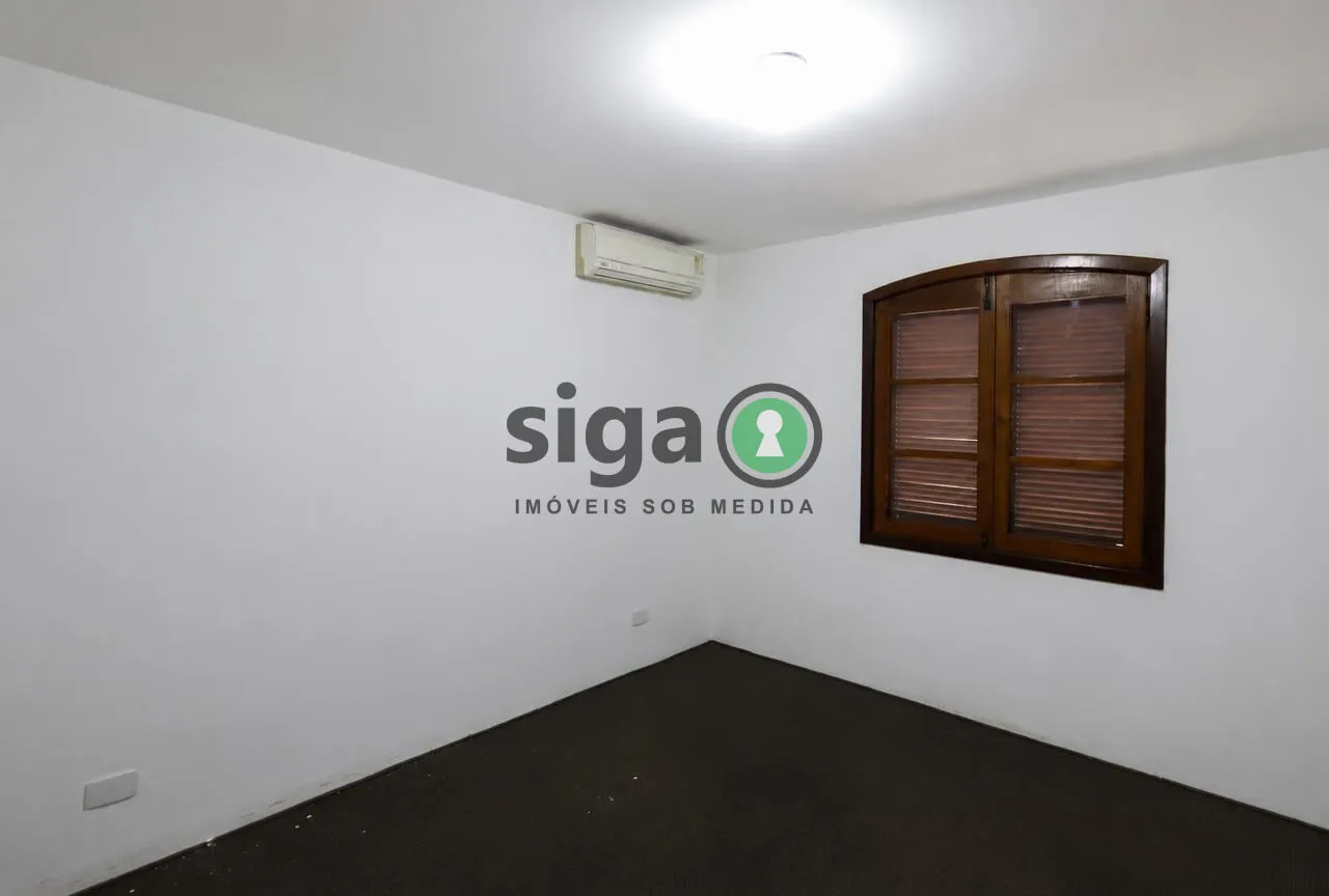 Imagem Casa Sobrado de 220m² com 3 quartos - Chácara Santo Antônio- São Paulo/SP