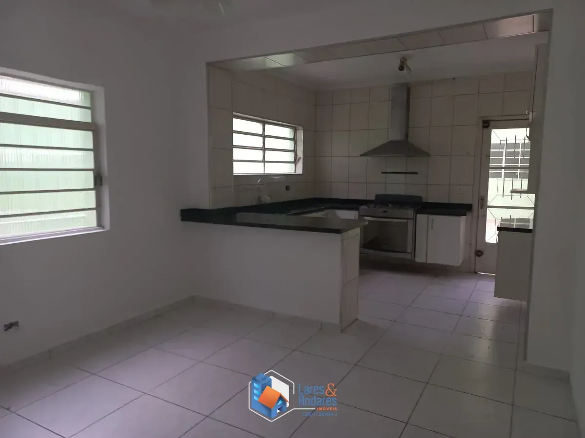 Imagem Sobrado para venda em Jardim Virginia Bianca com 5 quartos, 250m²