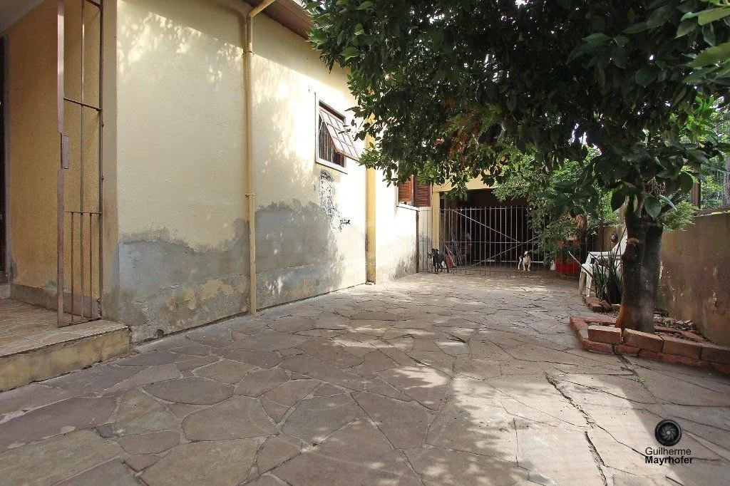 Imagem Casa para Venda - 150m², 2 dormitórios, 2 vagas - Nonoai