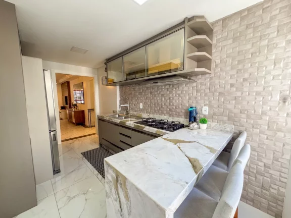 Imagem Apartamento Quadra Mar para Venda em Balneário Camboriú, CENTRO, 3 dormitórios, 1 suíte, 2 banheiros, 1 vaga