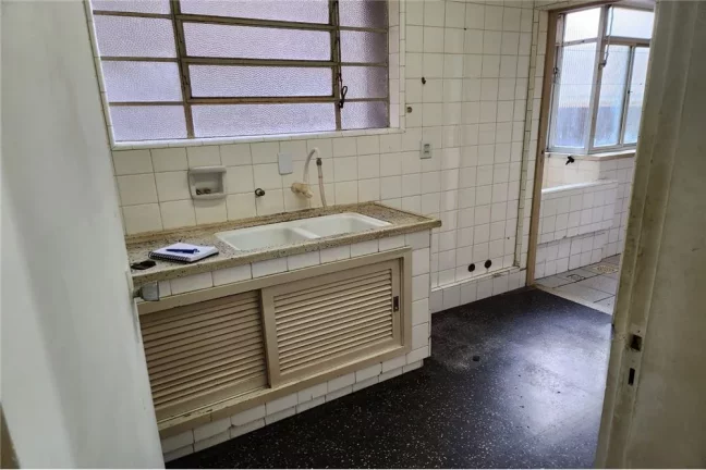 Imagem Apartamento para venda no bairro Centro Histórico em Porto Alegre