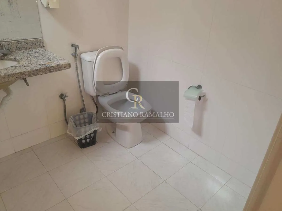Imagem Apartamento à venda em Cabo Frio, Centro, com 3 quartos, 181,00m2