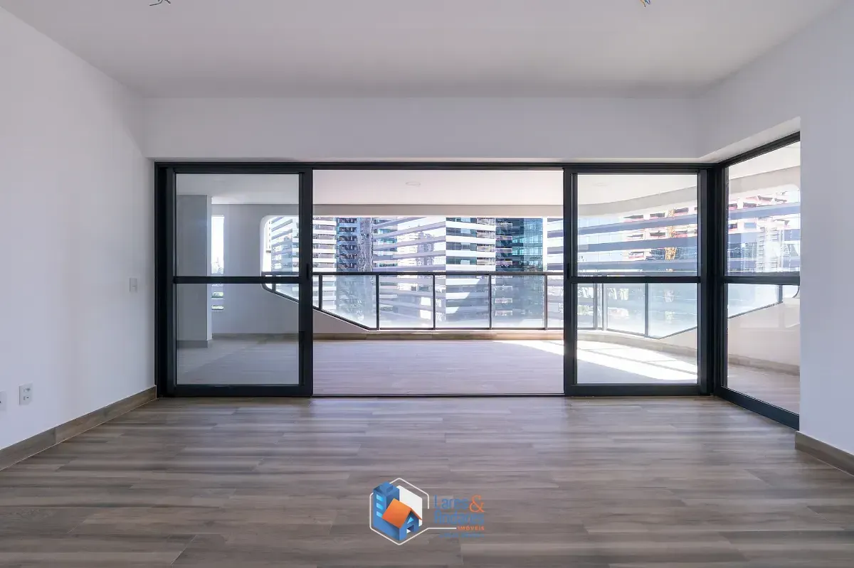 Imagem Apartamento para venda em Chácara Santo Antônio (Zona Sul) com 3 quartos, sendo 3 suítes, 162m²