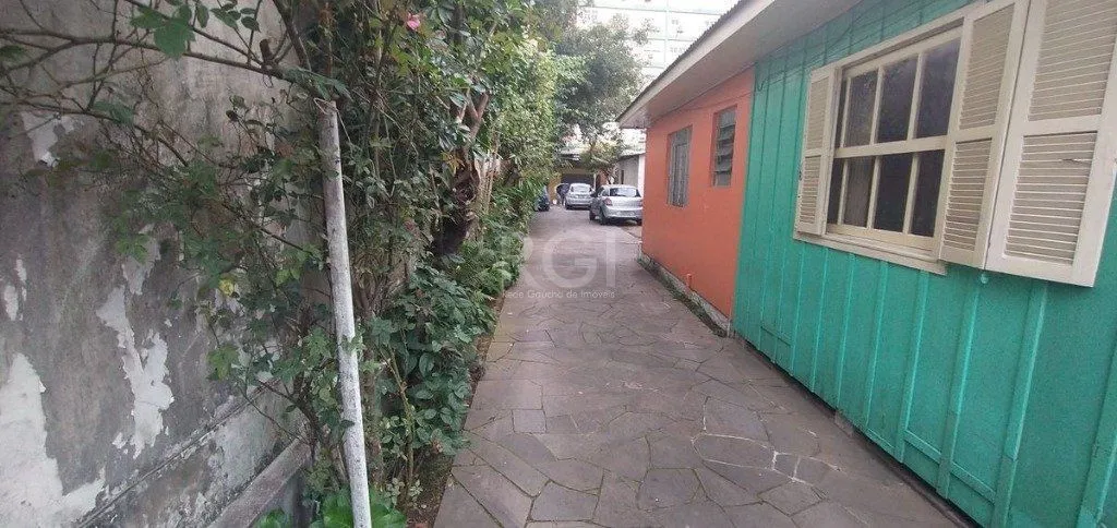 Imagem Terreno para Venda - 0m², 0 dormitórios, Petrópolis