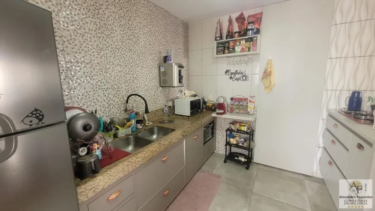 Imagem Apartamento para Venda em Goiânia, SETOR BELA VISTA, 3 dormitórios, 1 suíte, 2 banheiros, 1 vaga