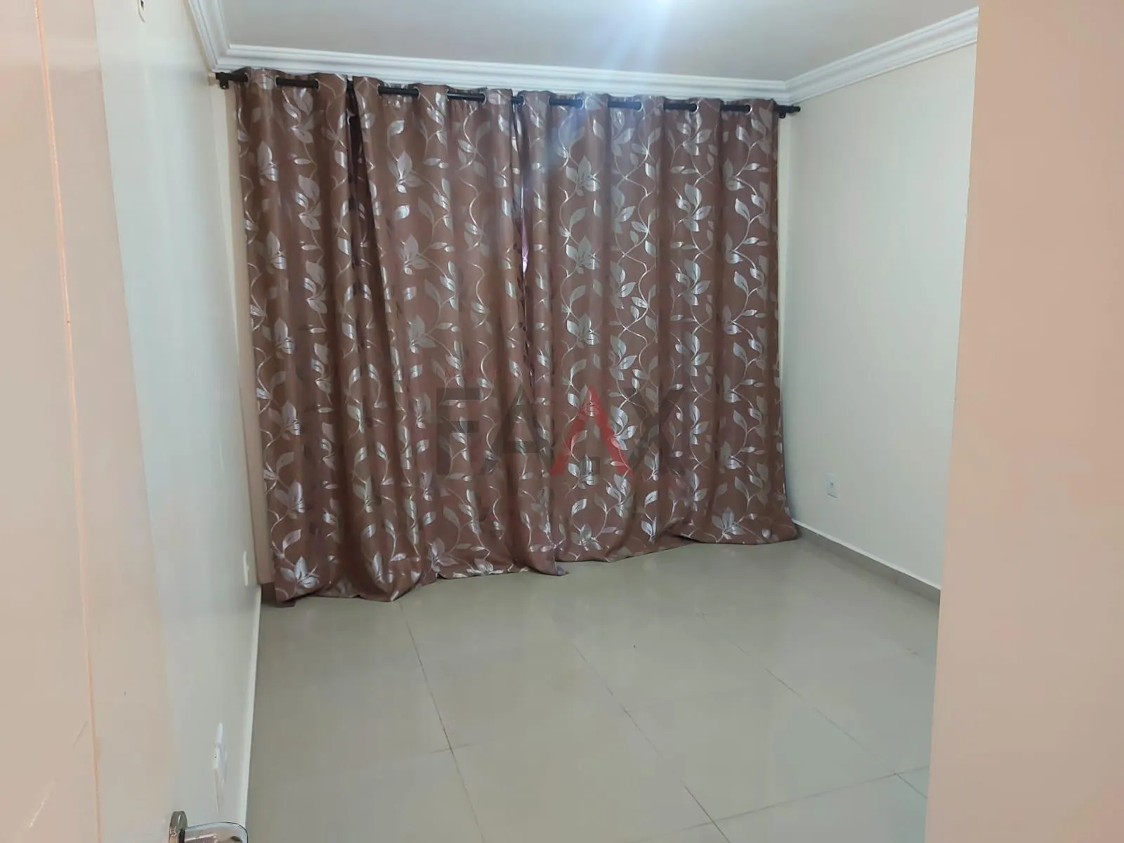 Imagem Casa semi-mobiliada com 4 dormitórios para locação, Alto da XV, GUARAPUAVA - PR