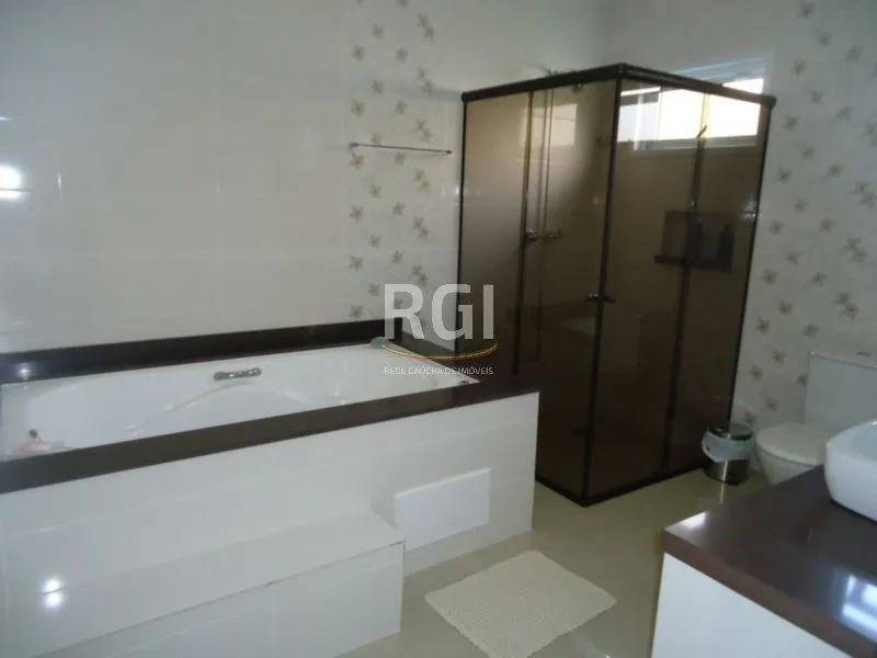 Imagem Casa Condominio para Venda - 213.05m², 4 dormitórios, sendo 2 suites, 4 vagas - Vila Nova