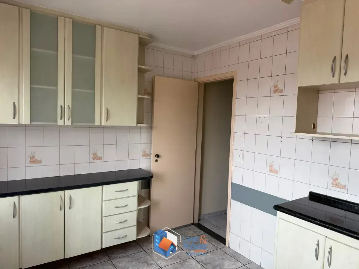 Imagem Sobrado para venda em Vila Guedes com 3 quartos, 79m²