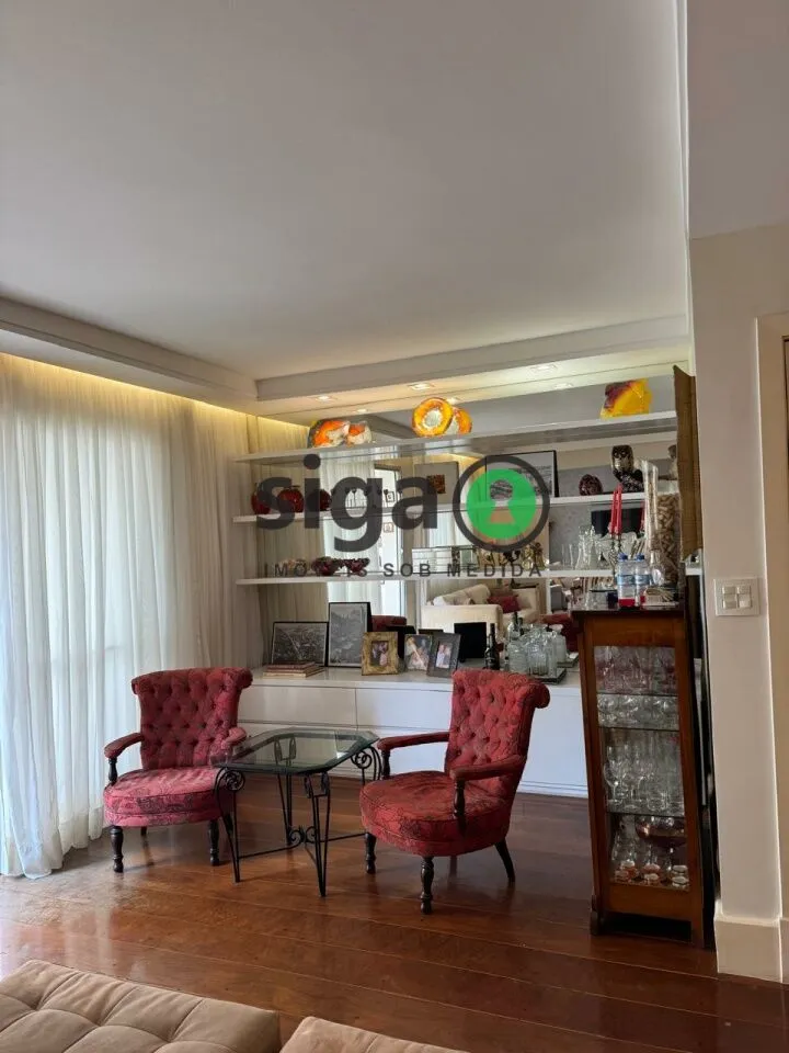 Imagem Apartamento de 170m² com 4 quartos - 3 vagas - Moema - São Paulo/SP