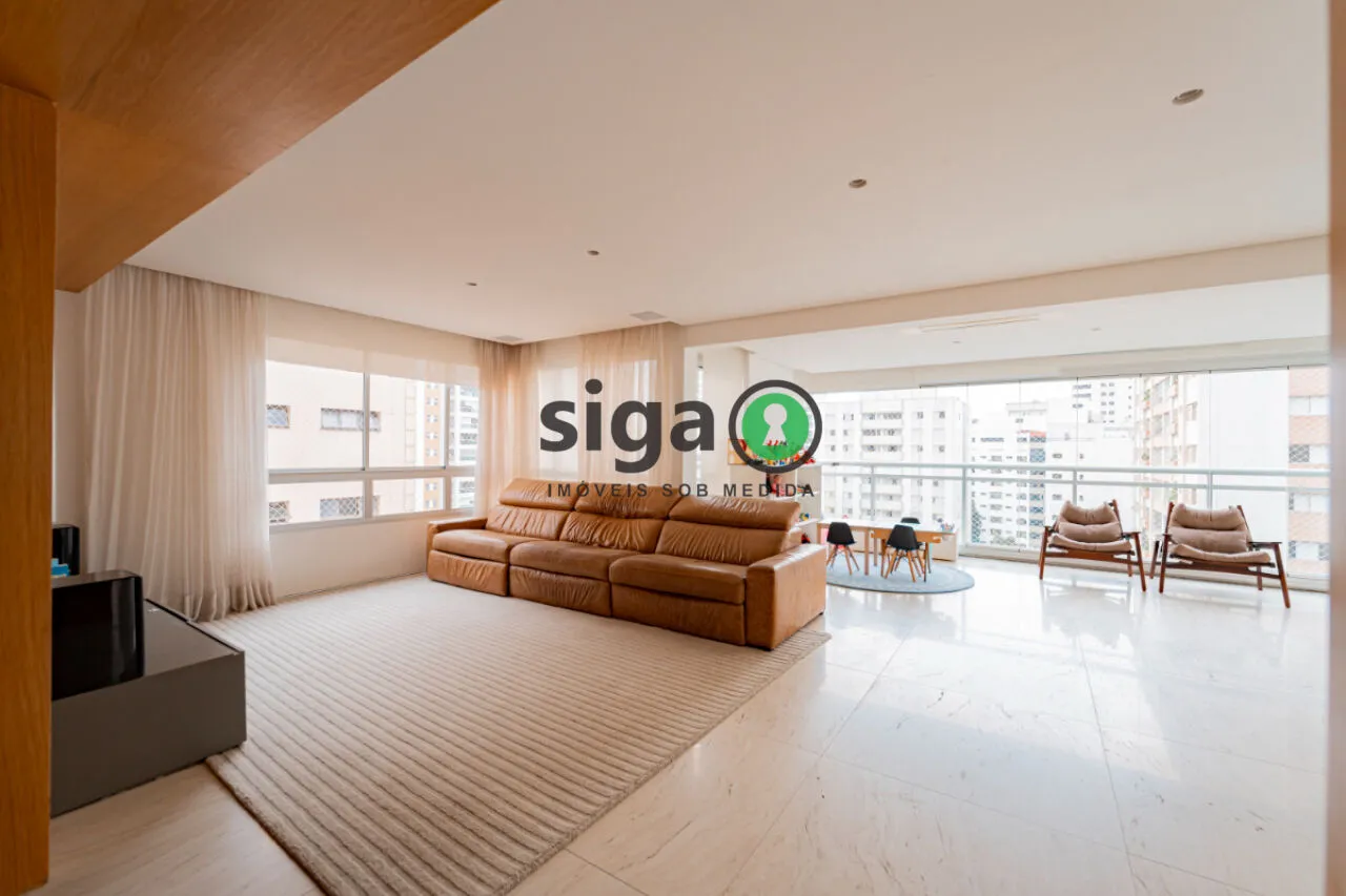 Foto do imóvel Apartamento Alto Padrão à Venda no Campo Belo - 220 m² - 3 Suítes - 4 Vagas - Varanda Gourmet