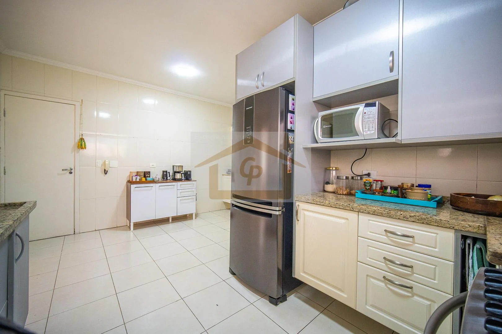 Imagem Casa com 4 dormitórios, sendo 4 suítes à venda - Granja Viana - Cotia/SP