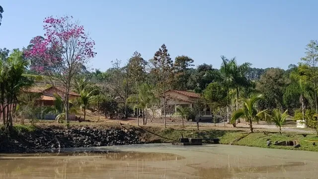 Imagem Maravilhoso sítio no município de Porto Feliz-SP com 14.900M²