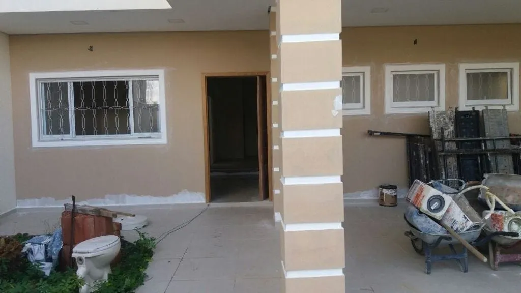 Casa à venda 5 Quartos, 2 Suites, 4 Vagas, Portal das Colinas, Guaratinguetá - SP