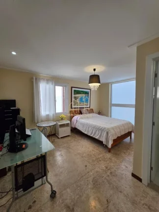 Imagem Casa de luxo em Alphaville I com 4 suítes, espaço gourmet, piscina e muito mais!