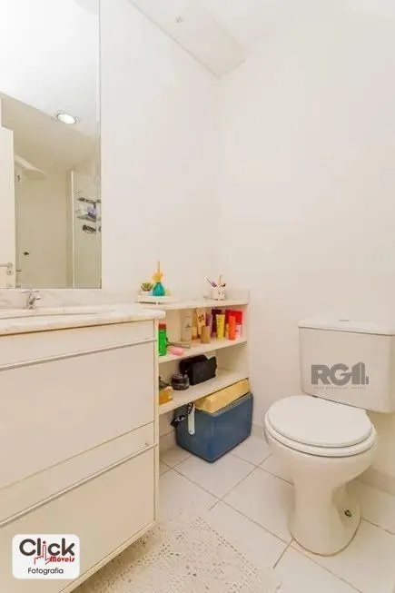 Imagem Apartamento 3 dormitórios, sendo 1 suíte, 66 m² de área privativa e 1 vaga(s) de garagem. Localizado na Rua/Av. Dom Claudio Jose Goncalves Ponce De Leao, no bairro Vila Ipiranga em Porto Alegre.