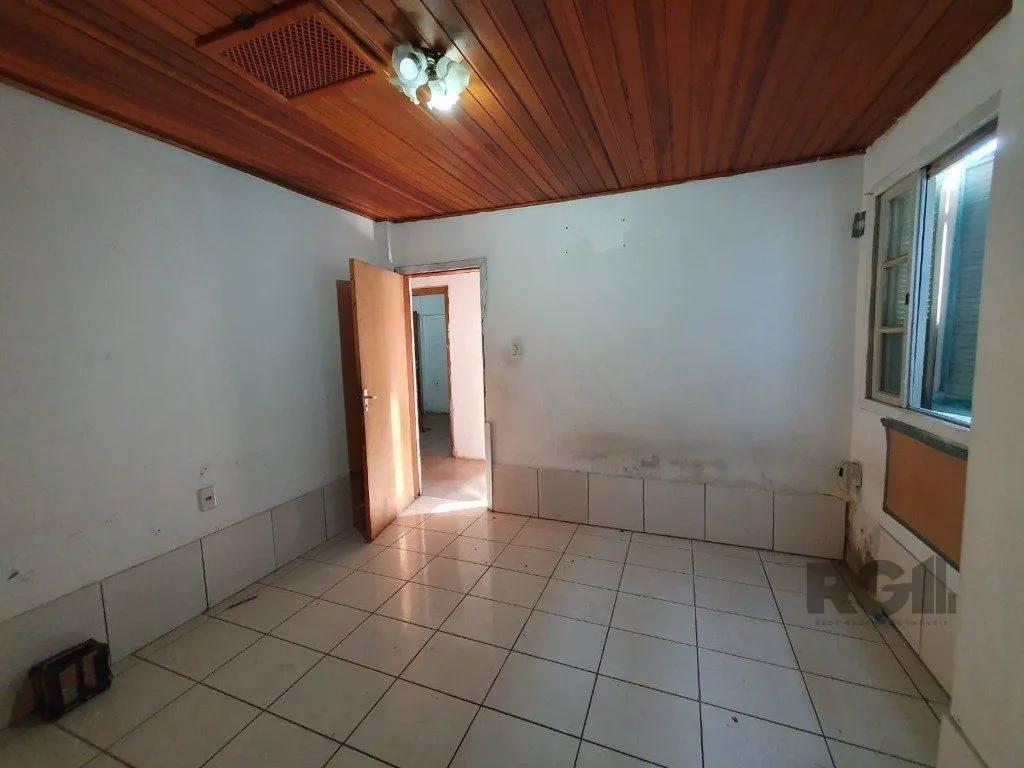 Imagem Casa 2 dormitórios próximo shopping Canoas