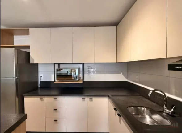 Imagem Descubra este moderno apartamento de aproximadamente 80 m², localizado no coração de Jurerê Lest...