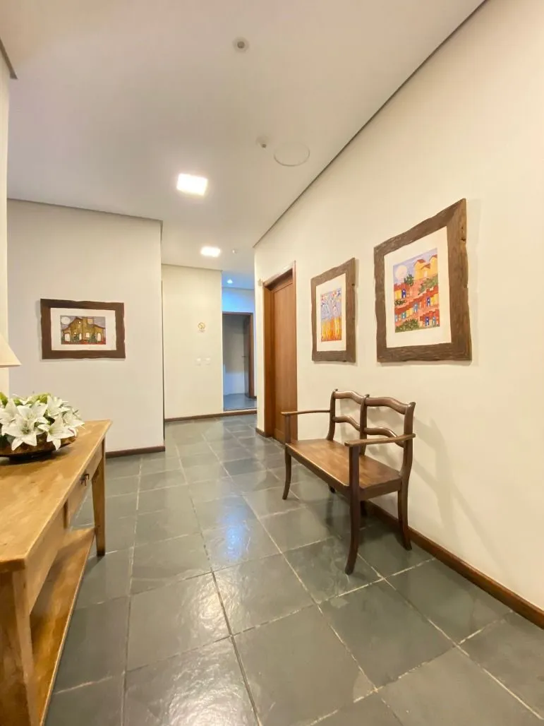 Imagem Cobertura 196m² 3 dorm. 1 Suíte + 2 vagas Petrópolis - Porto Alegre
