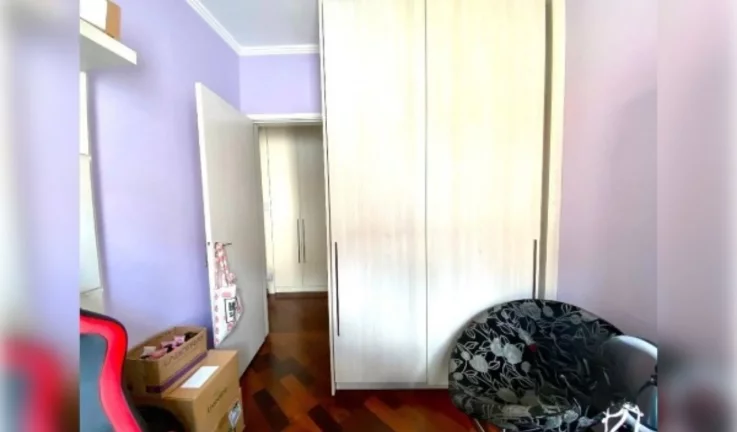 Imagem VENDE-SE LINDA CASA TRIPLEX DE 153M², 4 DORMITÓRIOS, EM EXCELENTE CONDOMÍNIO FECHADO!