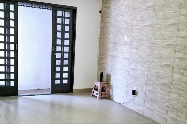 Imagem Casa para venda no bairro Jardim do Salso em Porto Alegre