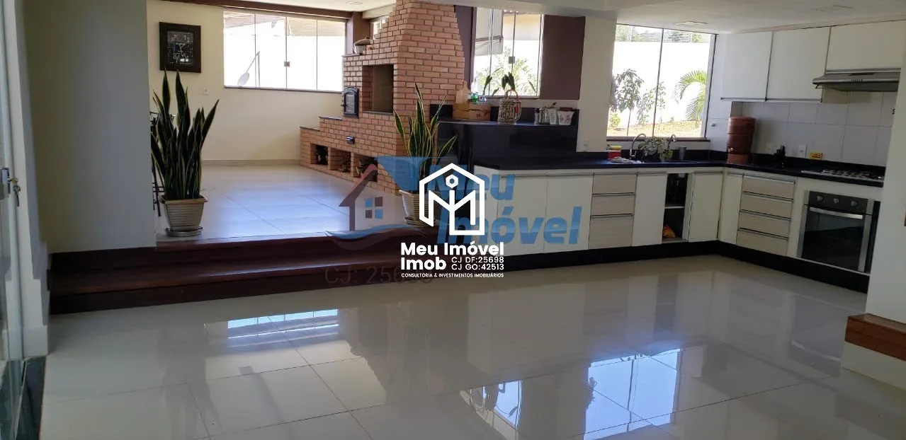 Imagem Casa 4 Quartos 1 Suíte 8 Vagas 350m² Jardim Botânico