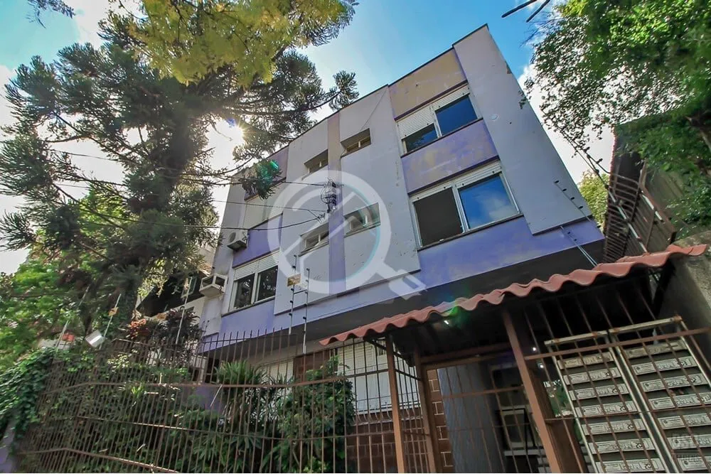 Imagem Bem-vindo ao seu novo lar no Petrópolis em Porto Alegre! Este apartamento charmoso e espaçoso, com...