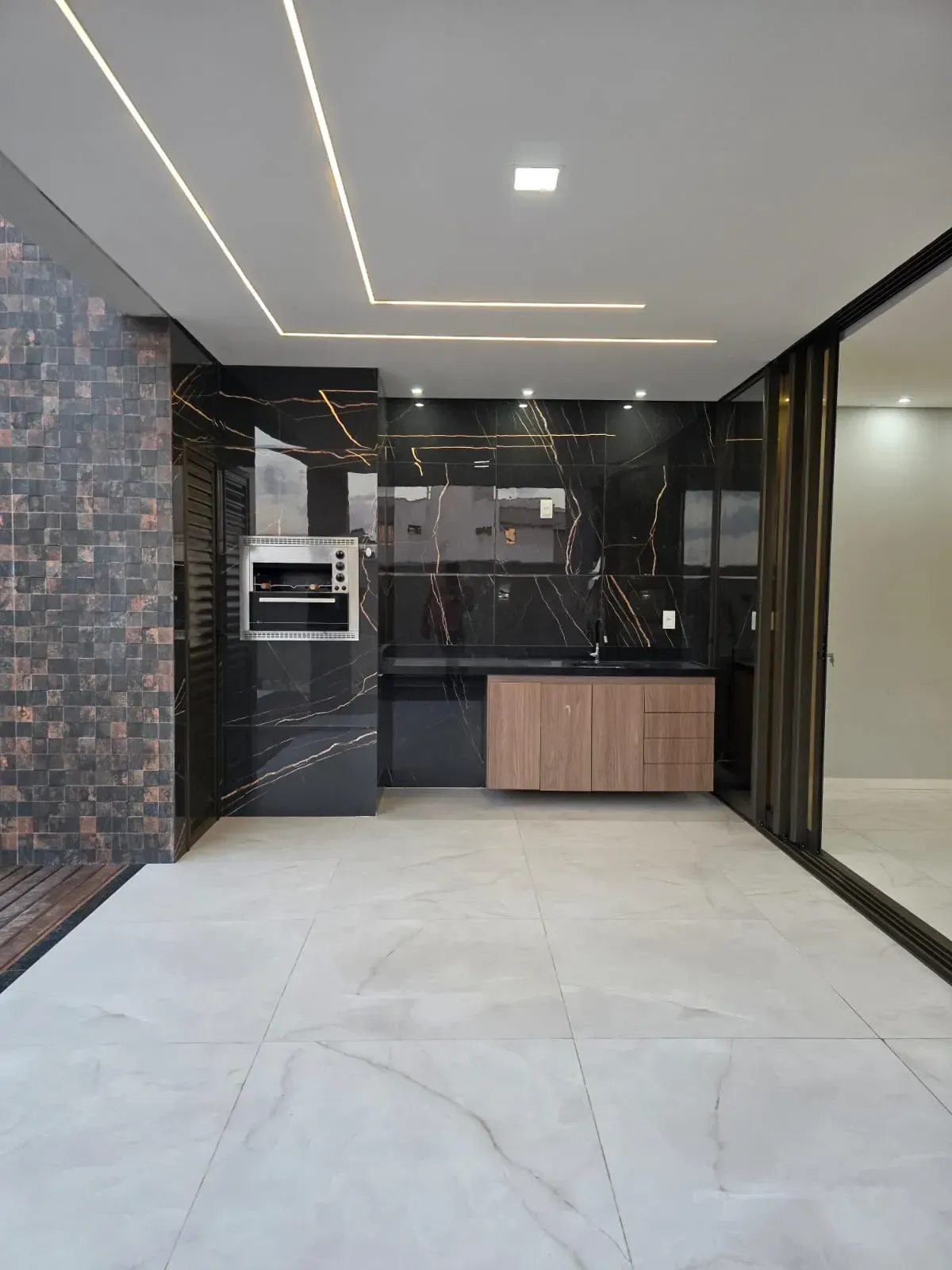 Imagem Casa de Condomínio com 3 Quartos à Venda, 195 m² em Cidade Alpha - Eusébio
