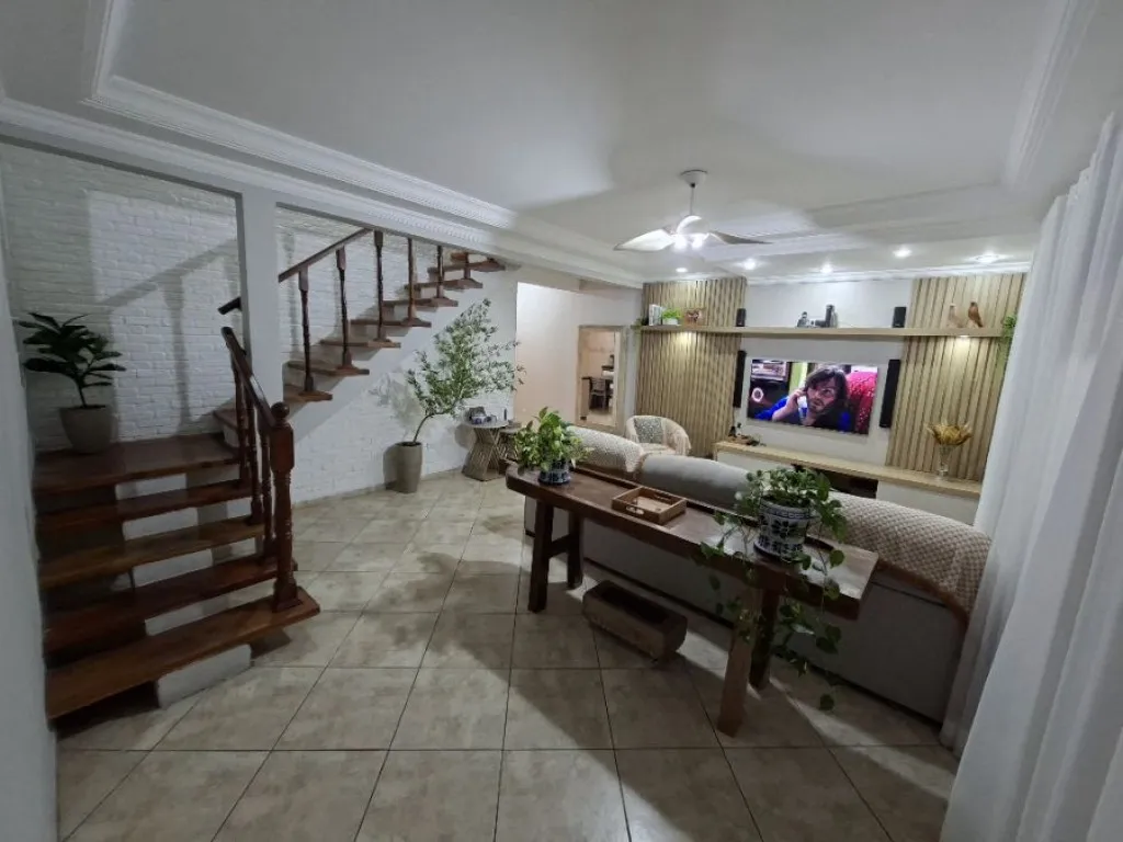 Imagem CASA COM 154,96 m² - ANTÁRTICA - PRAIA GRANDE SP