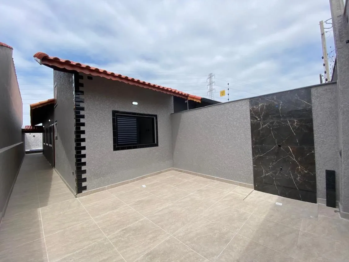 Foto do imóvel LINDA CASA NOVA COM PISCINA NO VERDE MAR