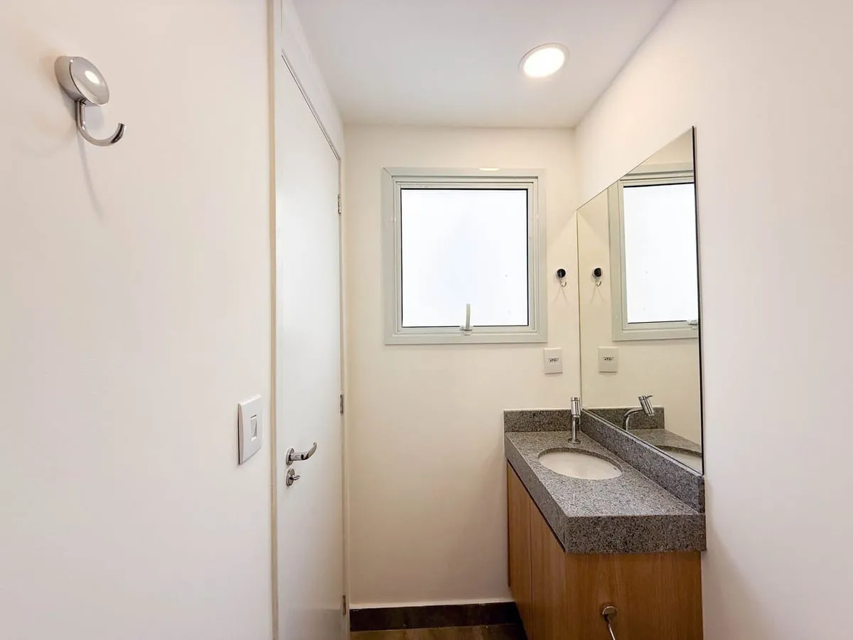 Imagem Apartamento com 1 Quarto para alugar, 18m² - Pinheiros