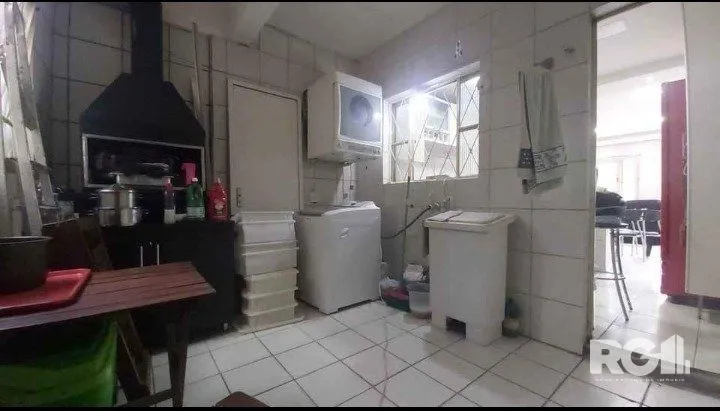 Imagem Casa à venda na Avenida Professor Oscar Pereira, com 3 dormitórios