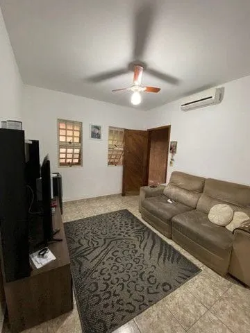 Imagem Casa à venda 2 Quartos, 1 Suite, 2 Vagas, 250M², Parque Senhor do Bonfim, Taubaté - SP