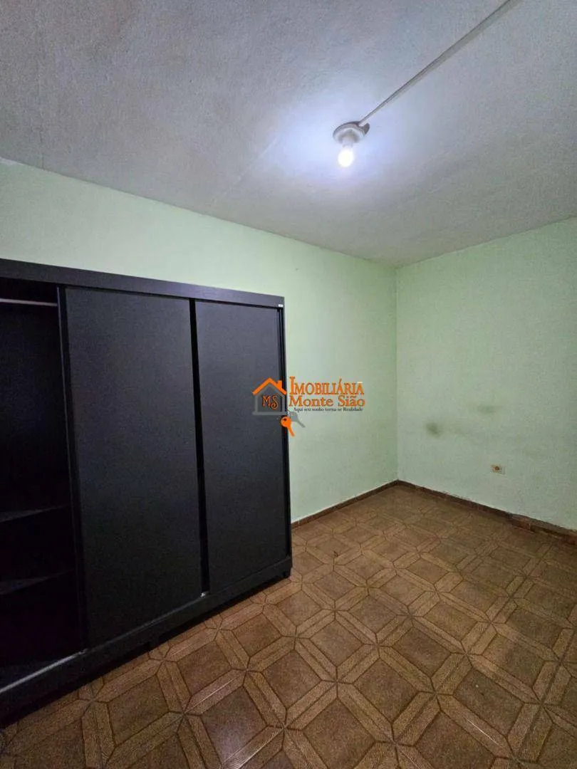 Imagem Sobrado com 4 dormitórios à venda, 190 m² por R$ 650.000,00 - Jardim Rosana - Guarulhos/SP