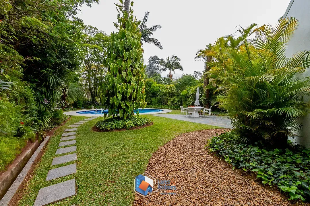 Imagem Casa para venda em Vila Tramontano com 4 quartos, sendo 4 suítes, 422m²