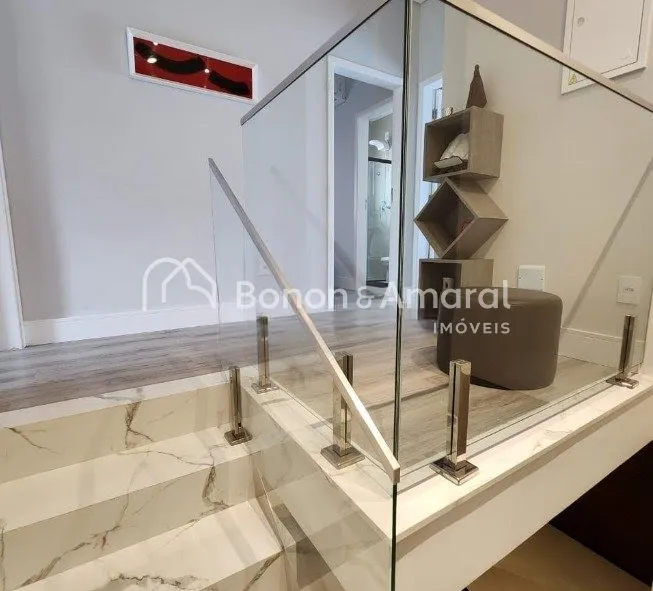 Imagem "Sobrado Moderno com 3 Suítes, Piscina e Área Gourmet no Condomínio Vila Murano - Valinhos"