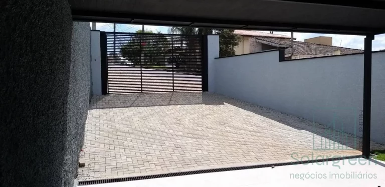 Imagem Casa com 3 Quartos Suítes, à Venda, 235 m² por R$ 1.800.000 em Atibaia